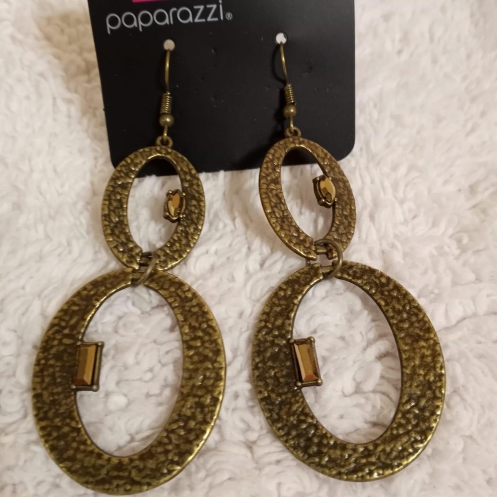 OVAL and OVAL Again  earrings. NWT